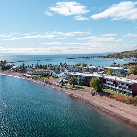 East Bay Suites Grand Marais Exterior photo